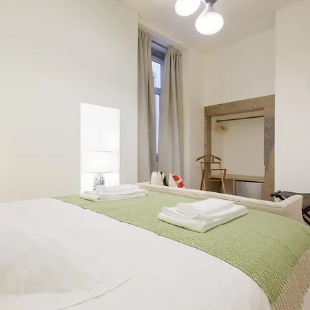 Cais Do Sodre Guest house